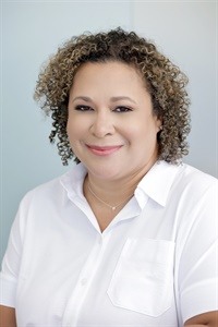 Elaine Richardson, CMP's Profile
