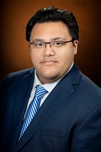 Ceferino Cruz, DO's Profile