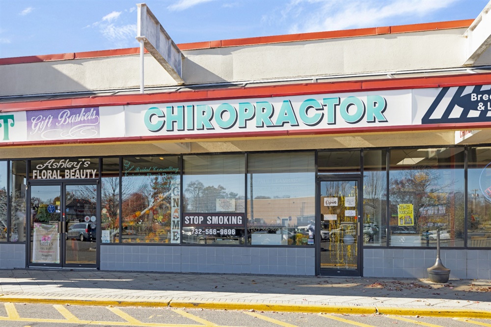 Ideal First Practice! Affordable, Equipped Chiropractic Office For Sale