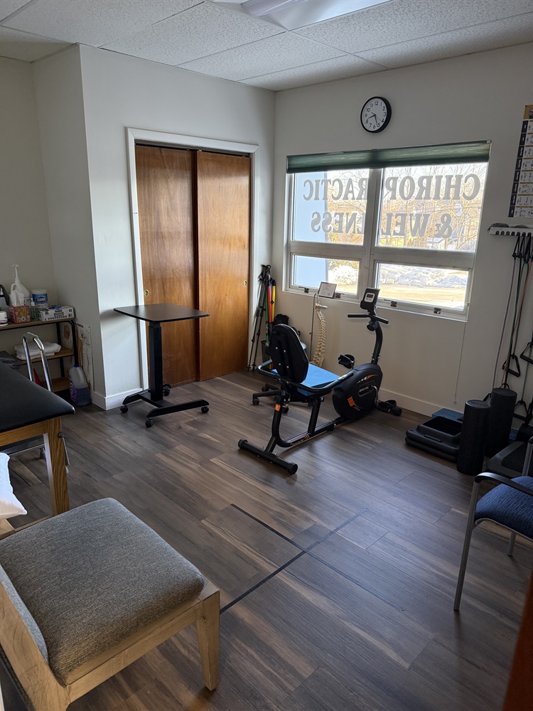 Rehab Office Space for Rent Inside Established Chiropractic Practice