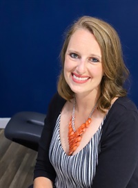 Holly Tucker