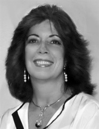 M. Regina Castro, MD's Profile