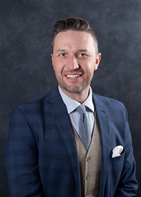 Bjorn Nelson