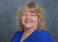 Pam Laubscher, DO's Profile