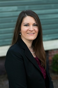 Ms. Mandy Mullen Lowery, LCSW, CPTT's Profile