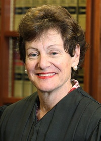 Hon. Barbara Lynn's Profile