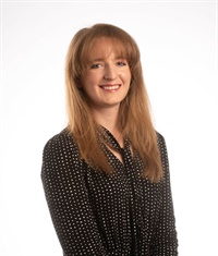 Anna Tart, MD's Profile