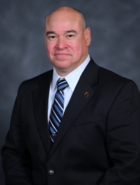 Luis Velez