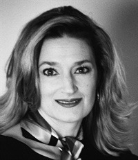 Dr Claire H O'Neill, DC's Profile