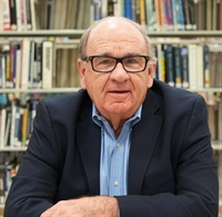 Dr. Charles Sawyer's Profile