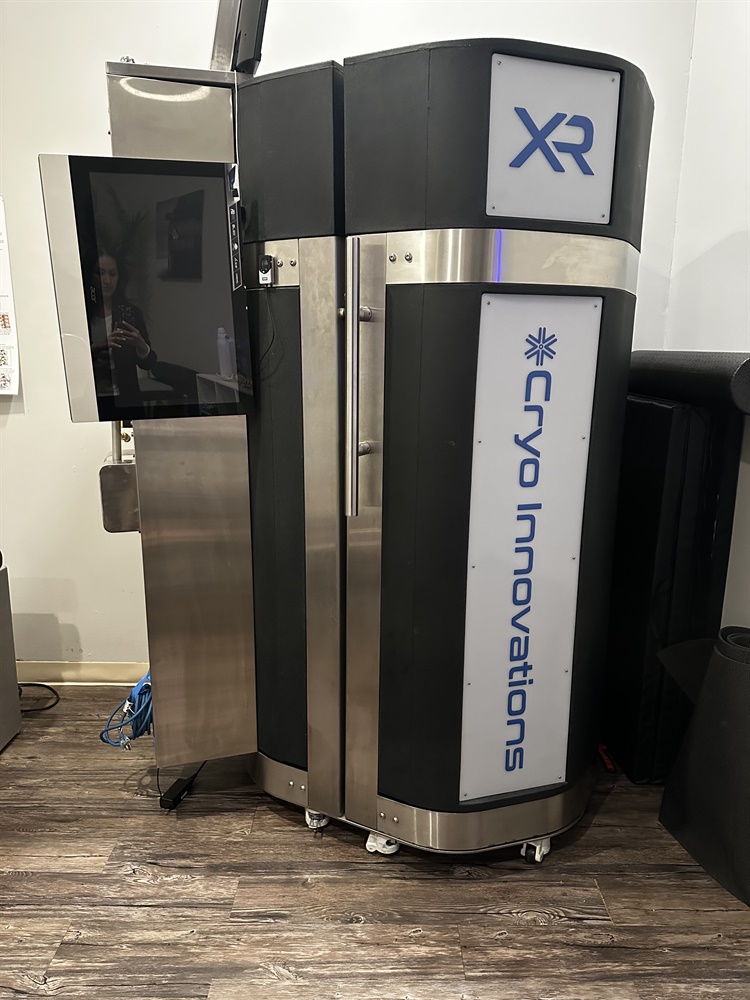 Cryo Innovations XR Cryochamber for Cryotherapy