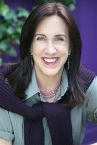 Mitzi Gold