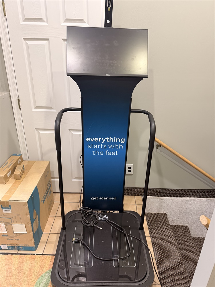 Footlevelers Dual Foot Scanner System For Sale